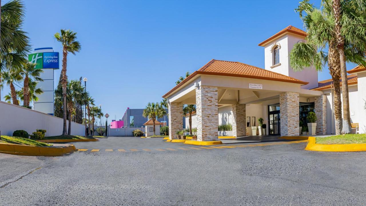 Holiday Inn Express Chihuahua, An Ihg Hotel Exterior foto